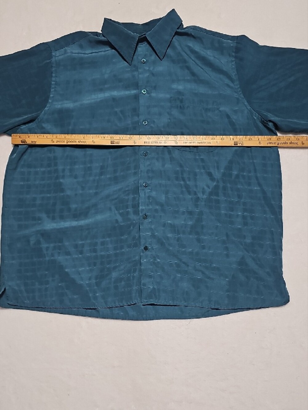 Canyon Ridge Men's Short-Sleeve Casual Button-Down Shirt in Turquoise - Picture 2 of 6